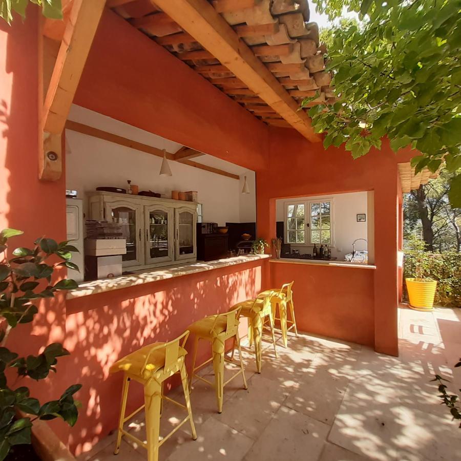 Mas Lei Bancau Bed & Breakfast Le Beausset Exterior photo